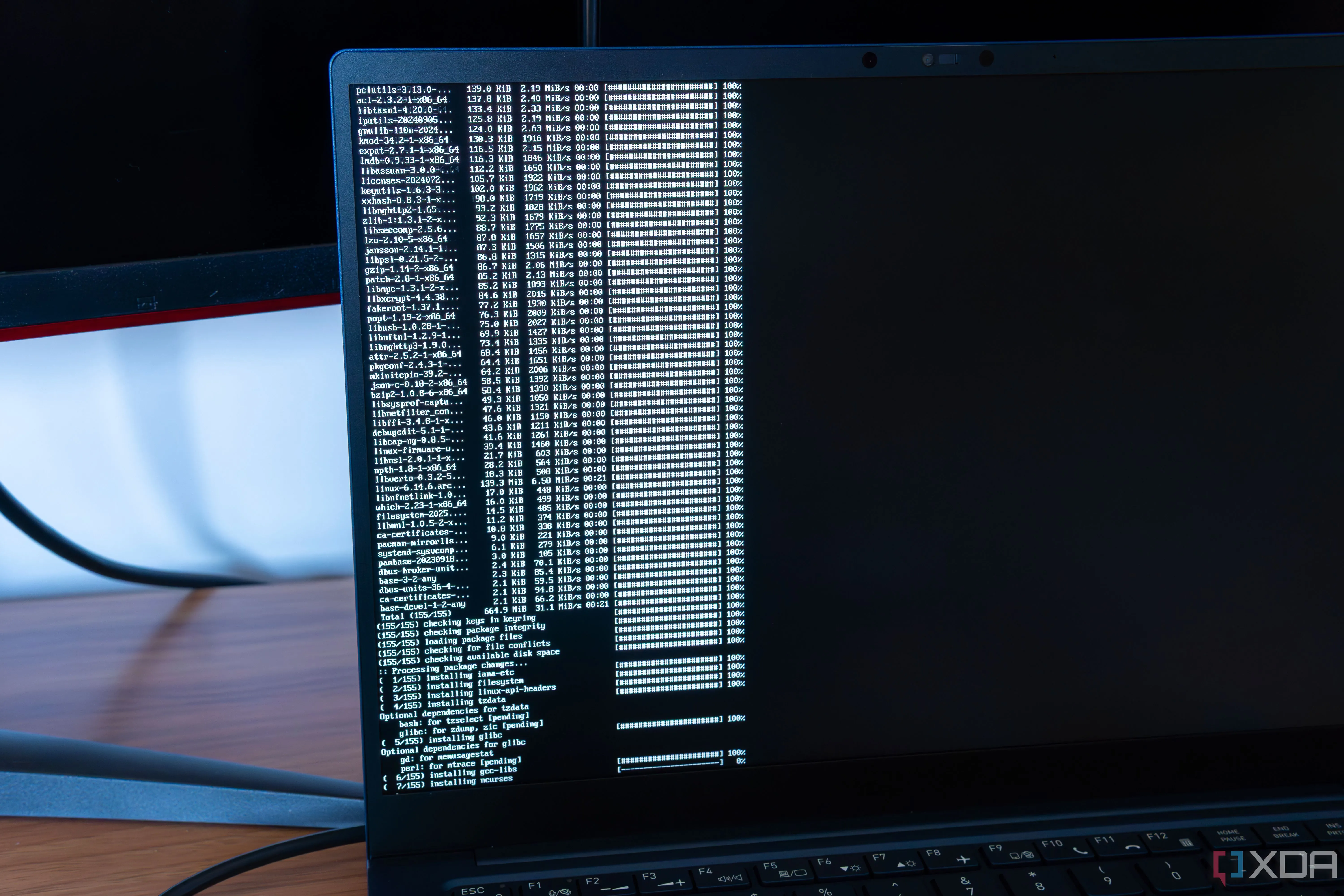 Cài Đặt Arch Linux Với Lịch Phát Hành Rolling Release