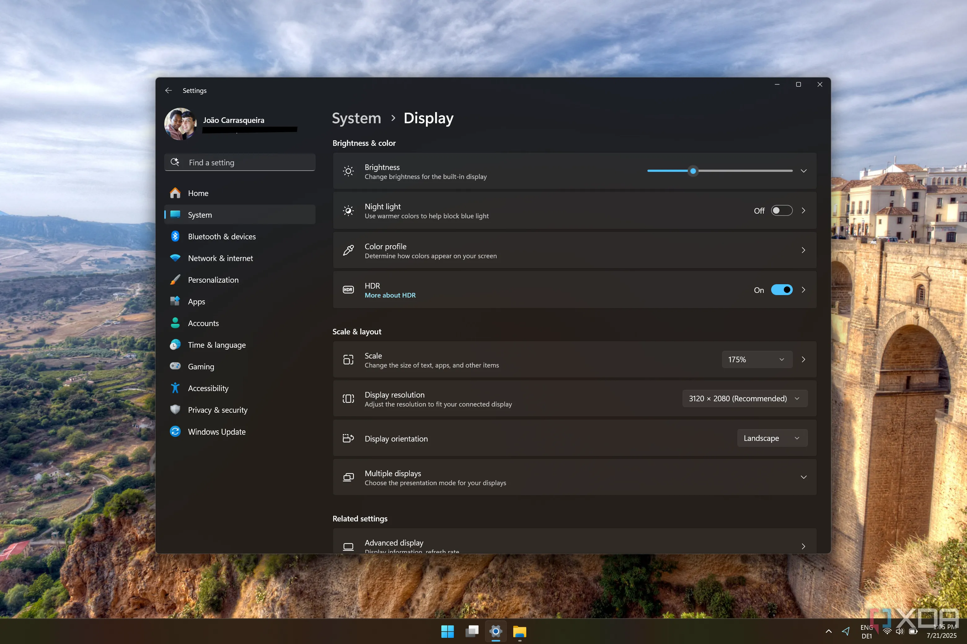 Cài đặt hiển thị Windows 11 cho thấy HDR đã được bật