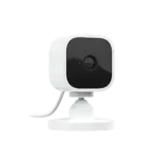 Camera an ninh Blink Mini màu trắng, thiết kế nhỏ gọn dành cho không gian trong nhà.