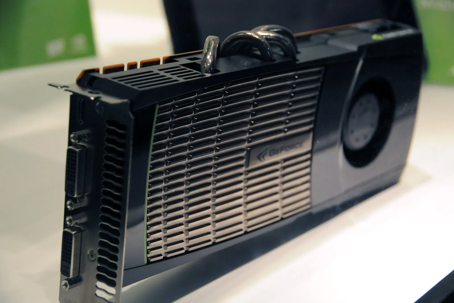 Card đồ họa Nvidia GTX 480 cổ điển, biểu tượng một thời của game thủ