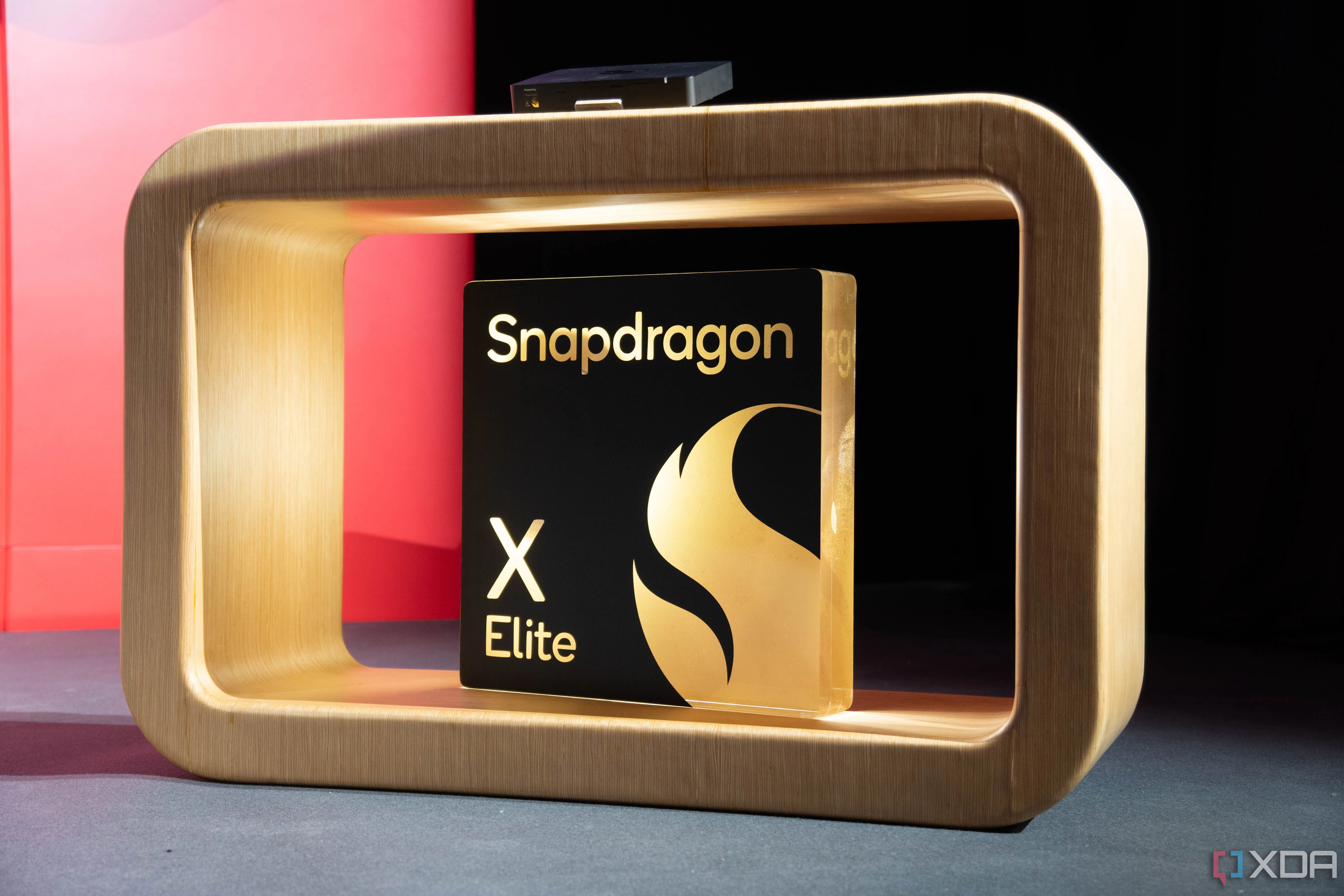 Chip Qualcomm Snapdragon X Elite cho PC ARM