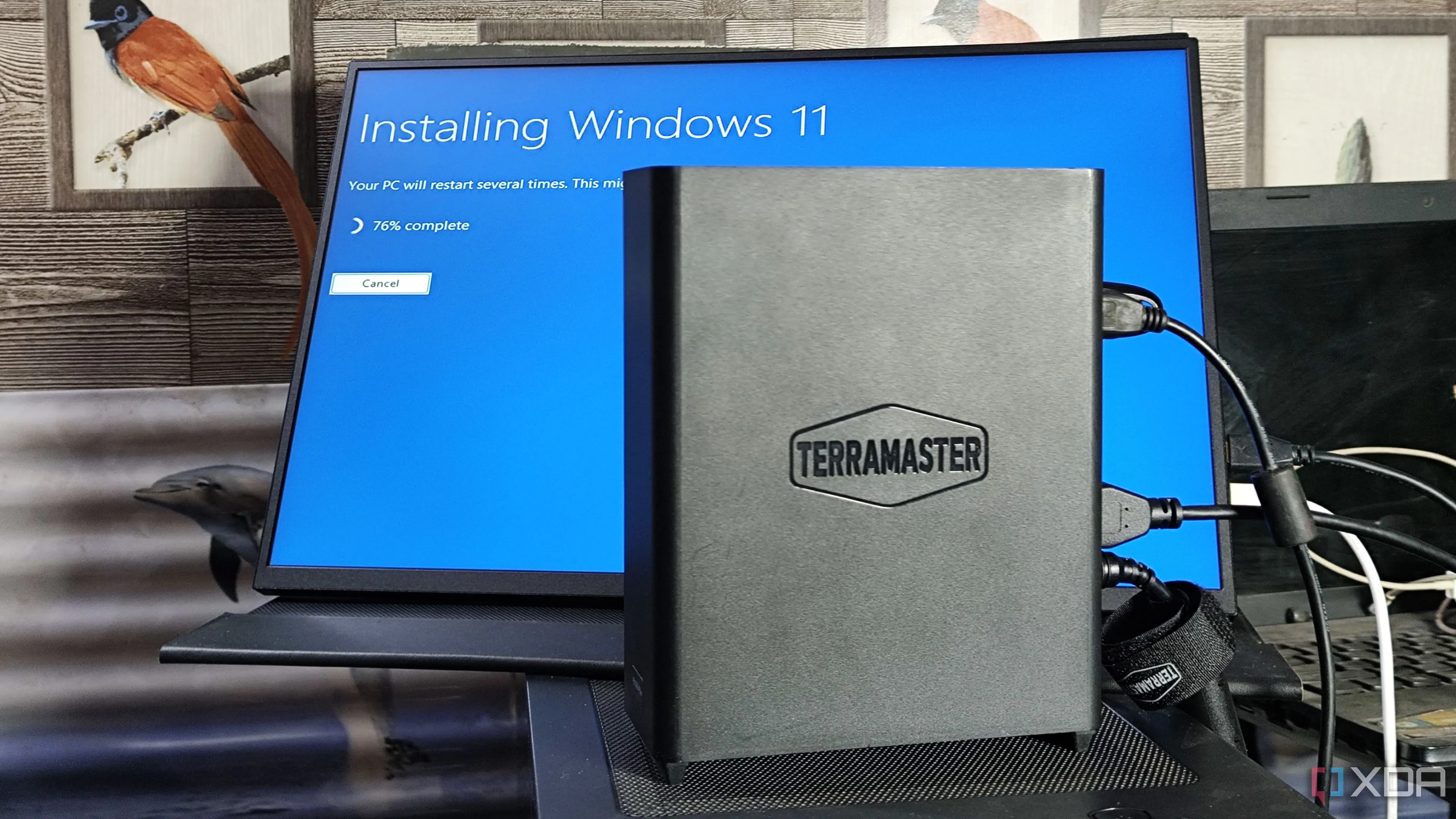 Giao diện cài đặt Windows 11 trên màn hình, tượng trưng cho việc thiết lập quyền người dùng và kiểm soát truy cập trên hệ điều hành NAS