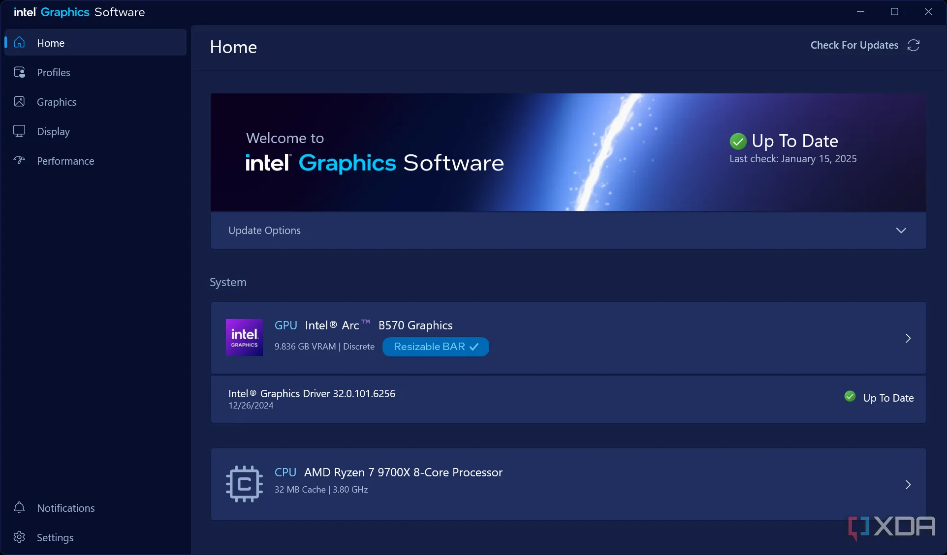 Giao diện phần mềm Intel Graphics Software hiển thị cài đặt và thông số hiệu năng cho card Arc B570