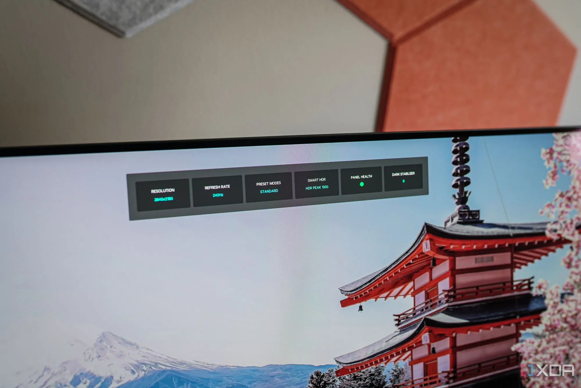 Giao diện tùy chọn sức khỏe tấm nền trên màn hình Alienware AW2725Q, hỗ trợ chống burn-in