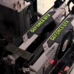 Hai card đồ họa Nvidia GTX 690 được kết nối qua SLI, minh họa công nghệ đa GPU thời kỳ đầu