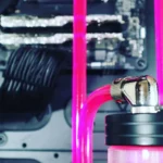Hệ thống tản nhiệt nước custom trên thùng Thermaltake Tower 900