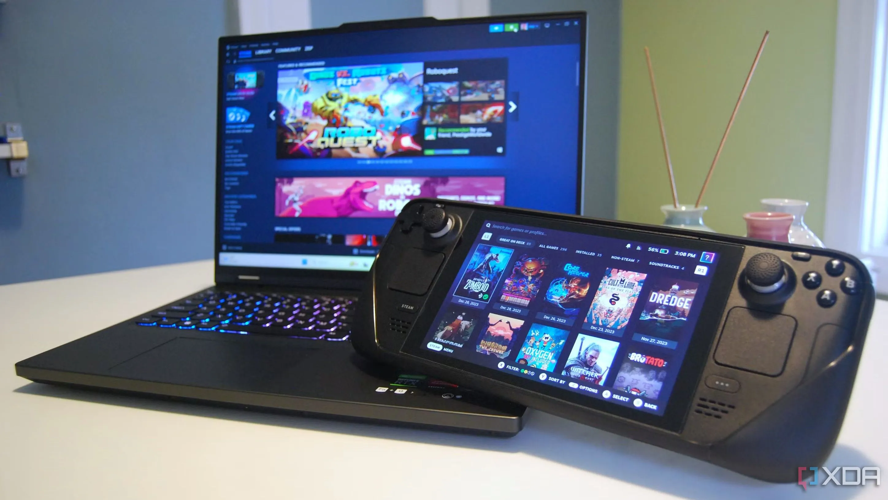 Hình ảnh laptop và Steam Deck hiển thị giao diện Steam, minh họa cho việc truy cập và quản lý tài khoản Steam an toàn.