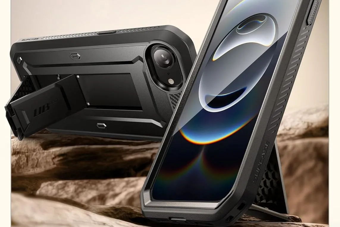 iPhone 16e đặt trên chân đế tích hợp của ốp lưng Supcase, tiện lợi khi xem nội dung rảnh tay