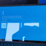 Laptop hiển thị lỗi màn hình xanh chết chóc (BSOD) trên Windows