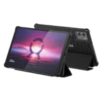 Lenovo Legion Tab Gen 3 màu đen trên bao da có chân đế, trưng bày sự nhỏ gọn và khả năng đứng vững