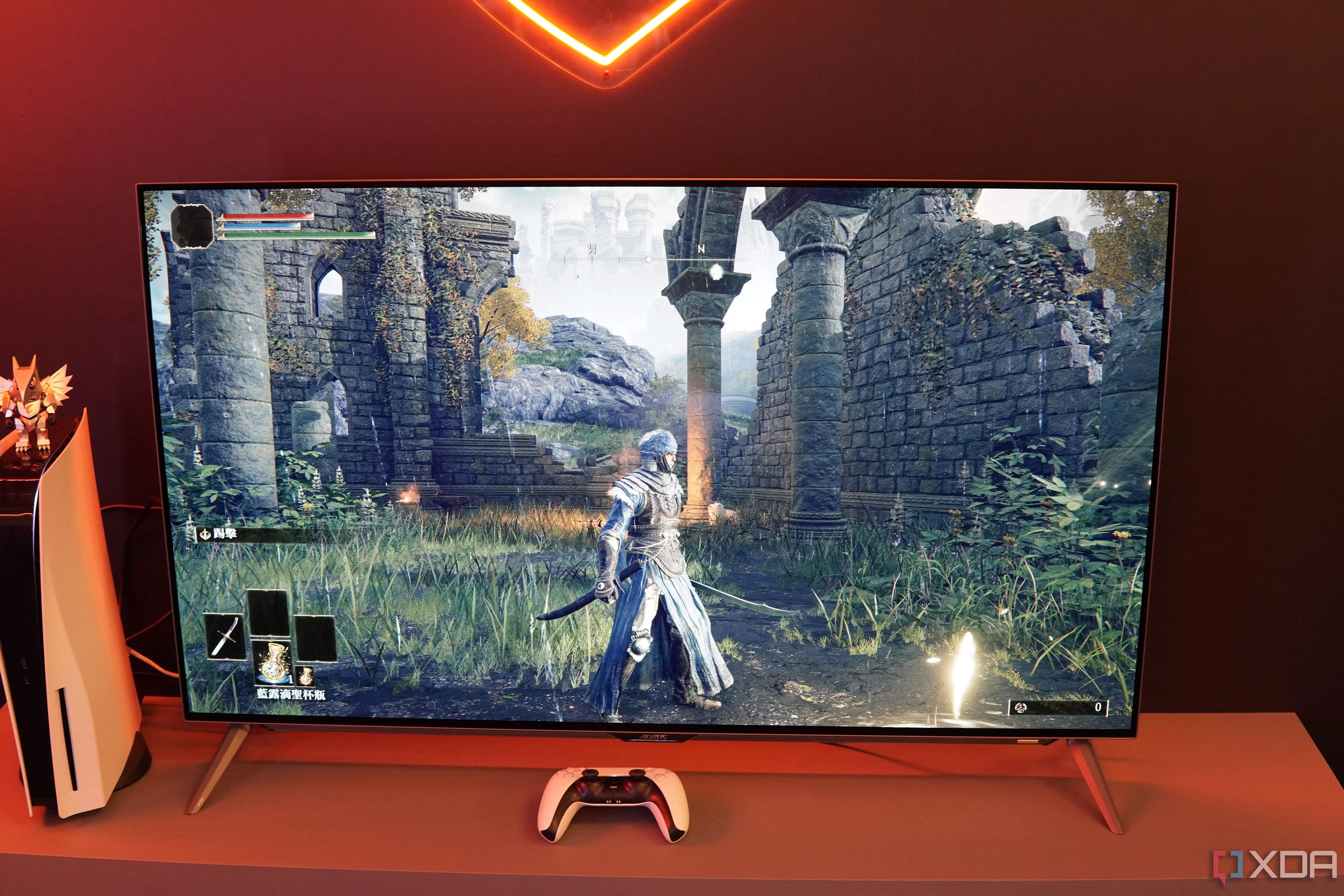 Màn hình gaming Gigabyte FO48U cỡ lớn với viền mỏng ấn tượng