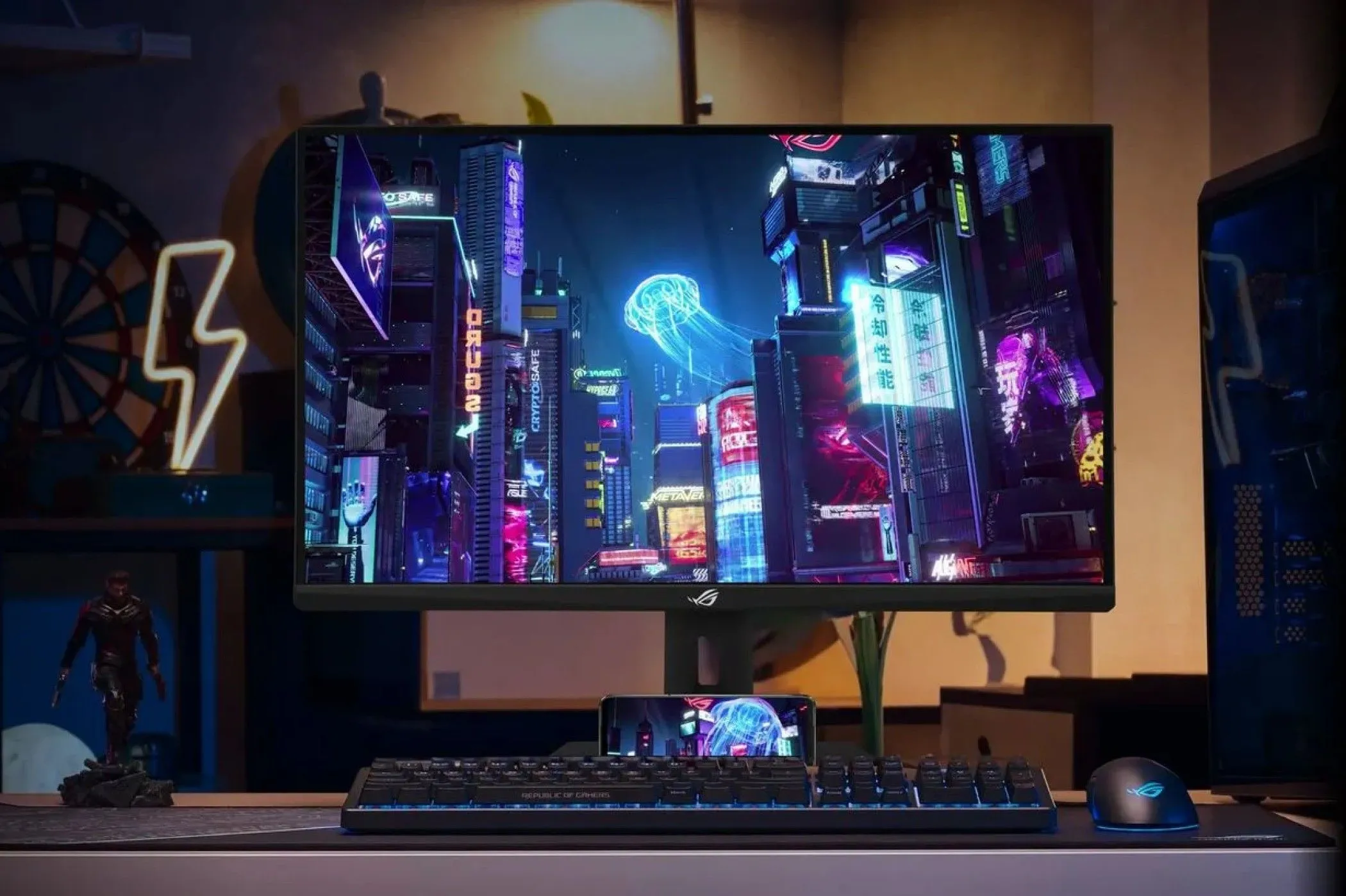 Màn hình IPS Asus ROG Strix XG27UCG Dual-Mode trên bàn làm việc