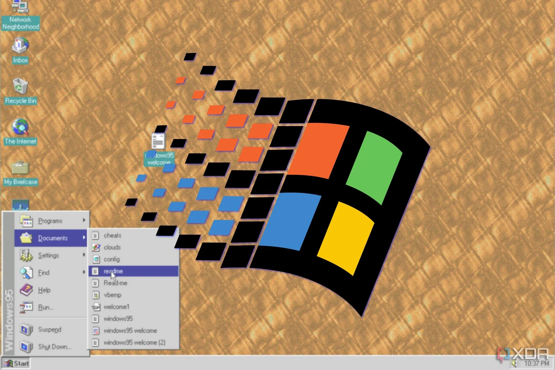 Màn hình máy tính Windows 95 với logo hệ điều hành nổi bật, biểu tượng của sự khởi đầu kỷ nguyên công nghệ số