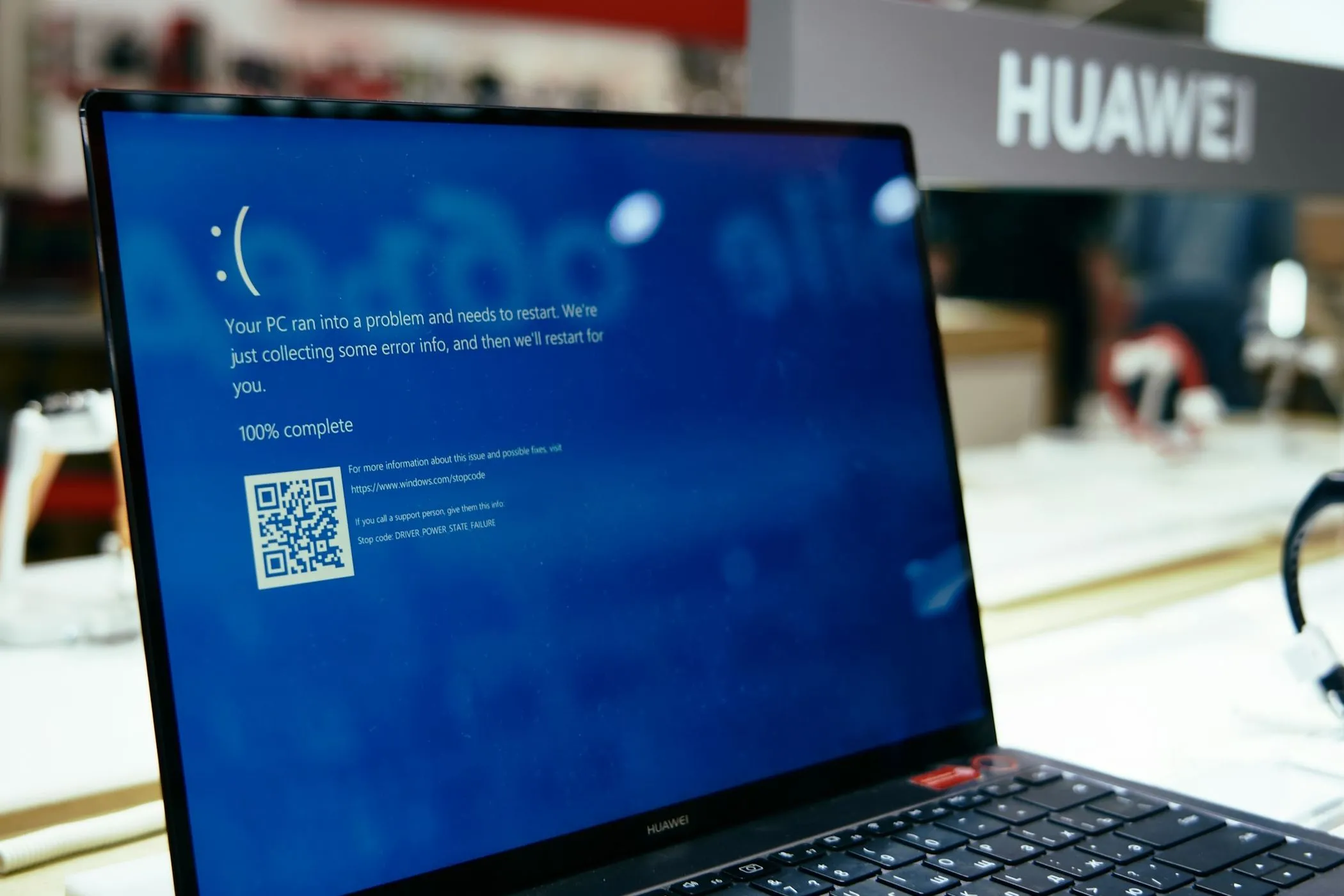 Màn hình xanh chết chóc (BSOD) trên Windows XP, biểu tượng của lỗi hệ thống