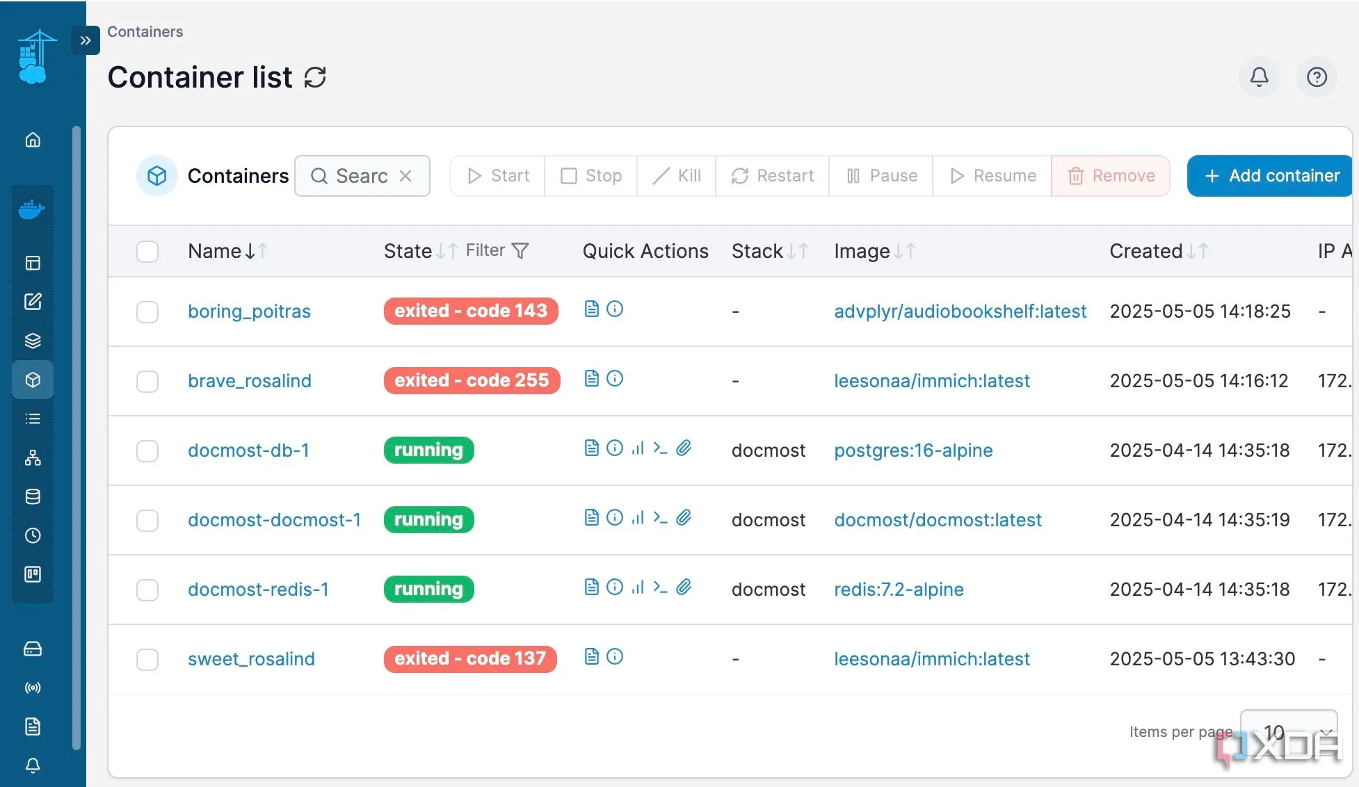 Menu điều hướng của Portainer, cung cấp giao diện quản lý container Docker trực quan cho người mới tự host