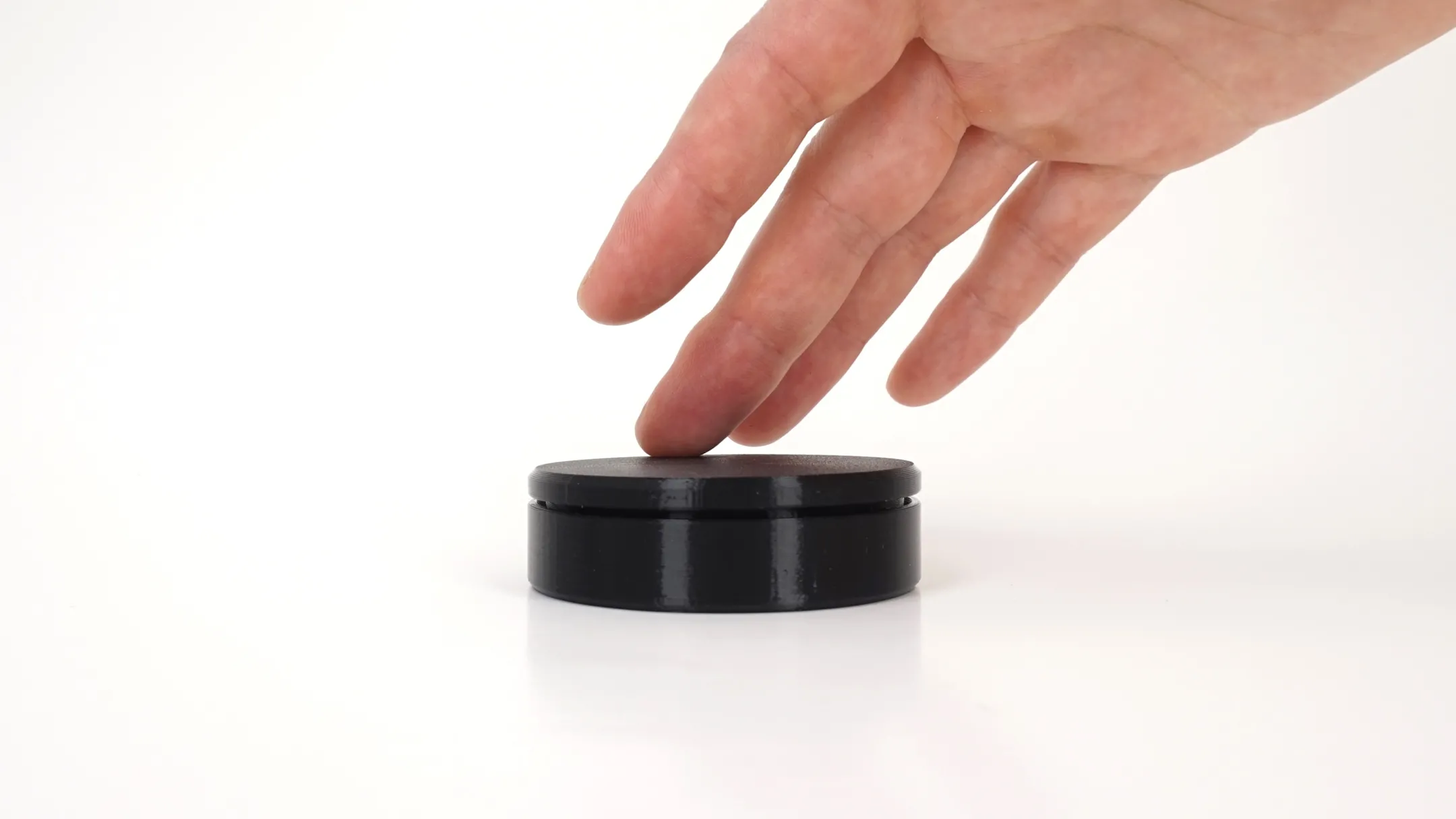 Ploopy Knob - Núm cuộn mã nguồn mở với cảm biến độ chính xác cao, sẵn sàng cho công việc
