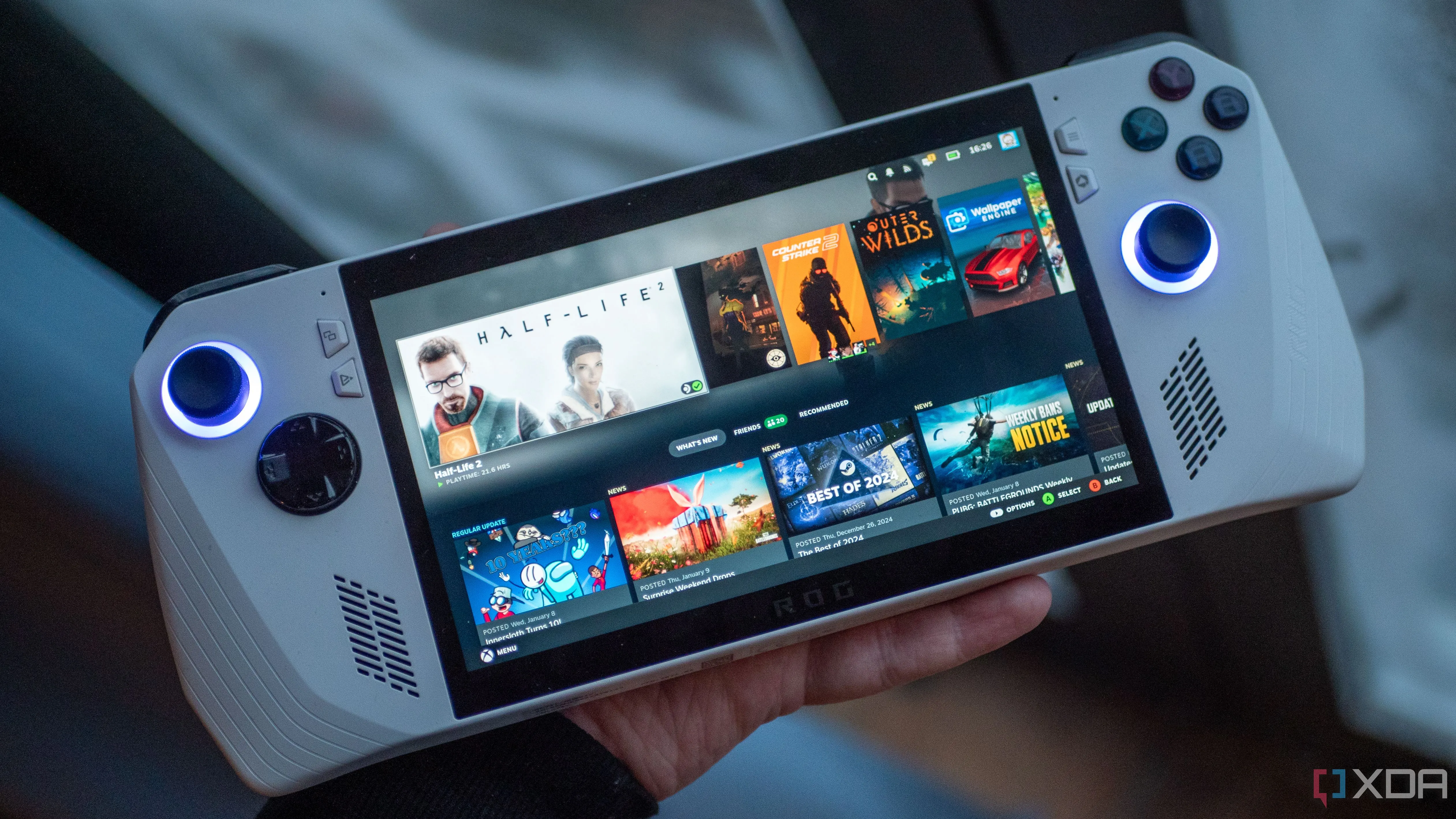 ROG Ally hiển thị giao diện SteamOS Bazzite tối ưu cho việc chơi game cầm tay