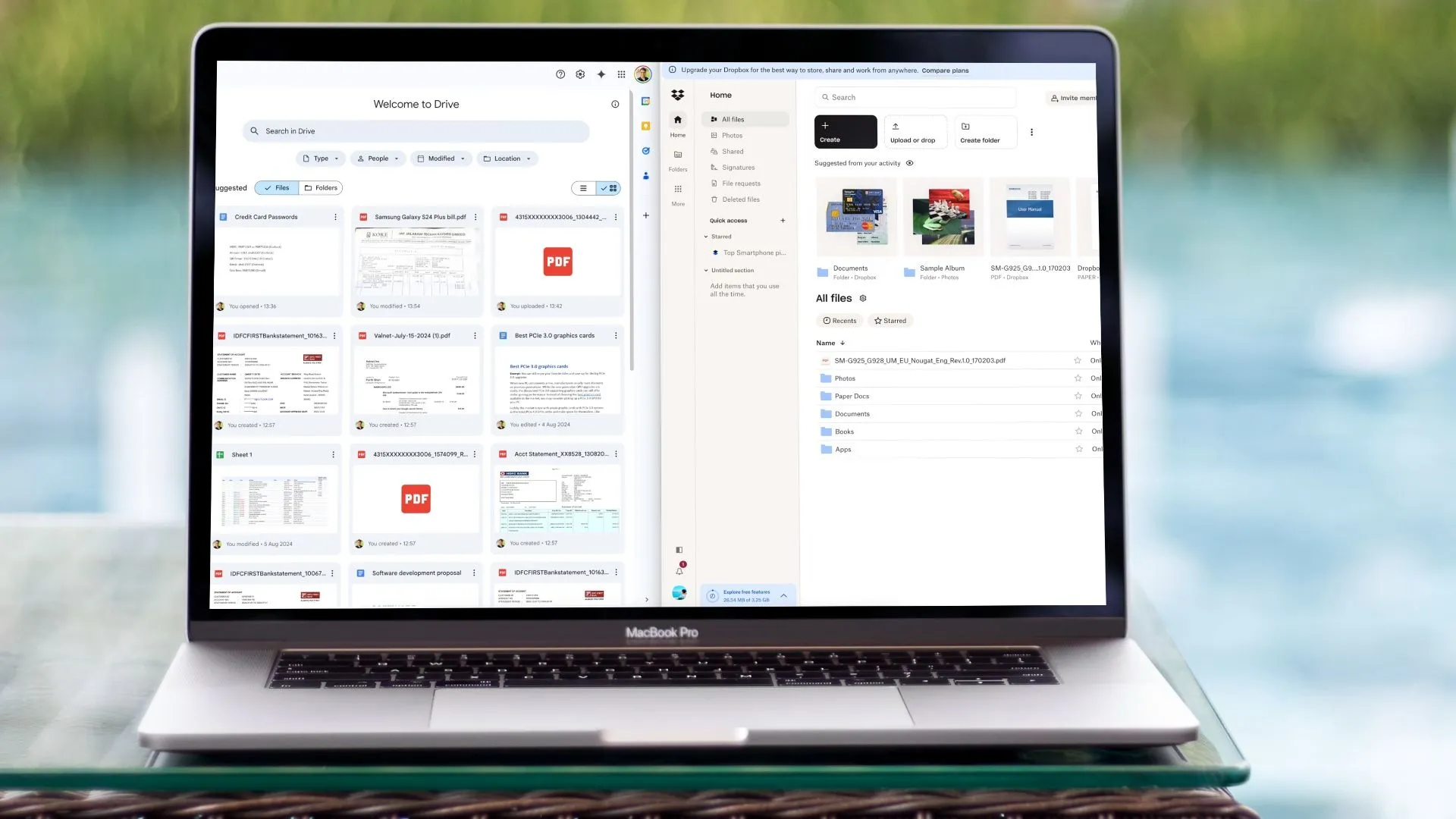 So sánh Google Drive và Dropbox trên màn hình MacBook Pro, minh họa giải pháp lưu trữ đám mây cho doanh nghiệp.