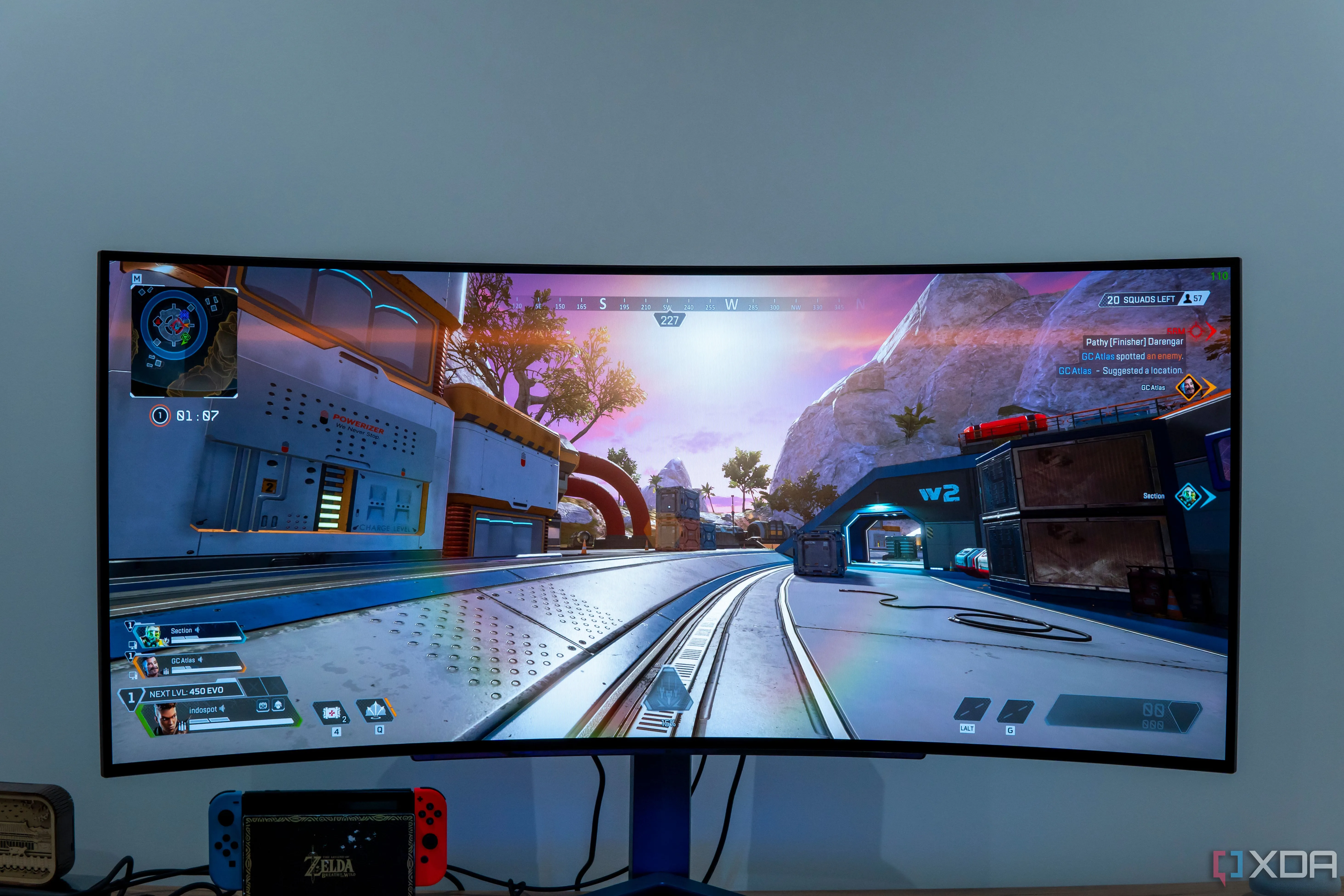 Trải nghiệm game Apex Legends mượt mà trên màn hình cong siêu rộng LG UltraGear 45GR95QE, tăng cường tầm nhìn ngoại vi.