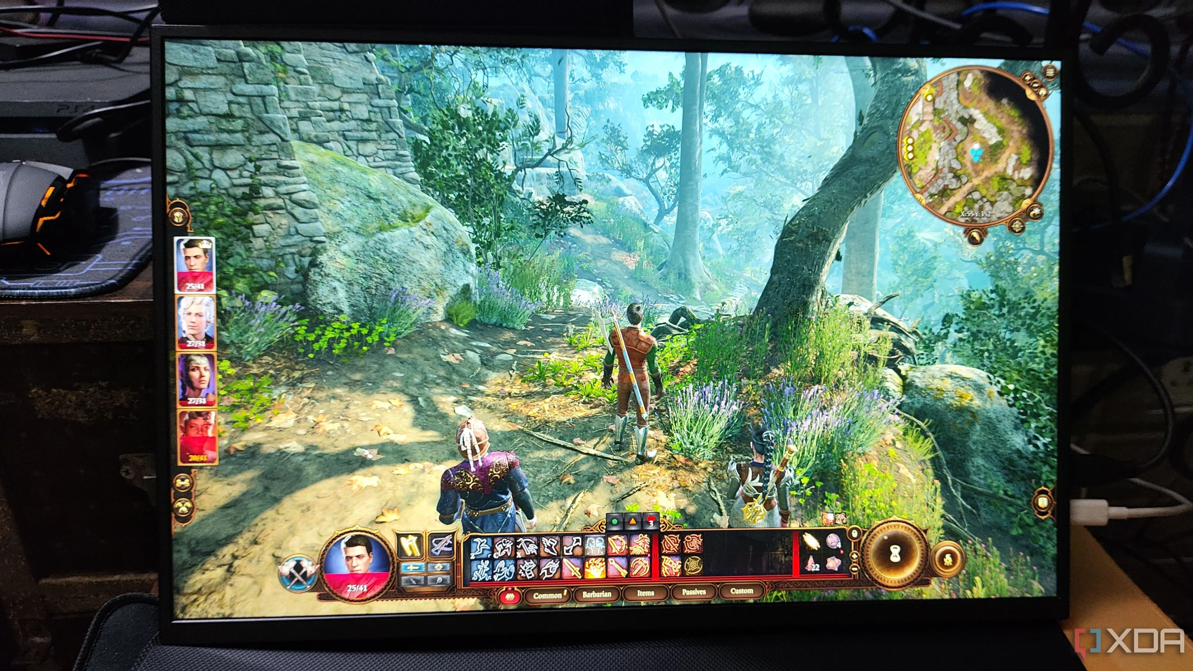 Trải nghiệm game Baldur's Gate 3 trên màn hình di động, minh họa hiệu quả của Lossless Scaling với cấu hình đa GPU