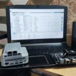 Truy cập giao diện web Proxmox trên máy tính xách tay để quản lý hệ thống tự lưu trữ.